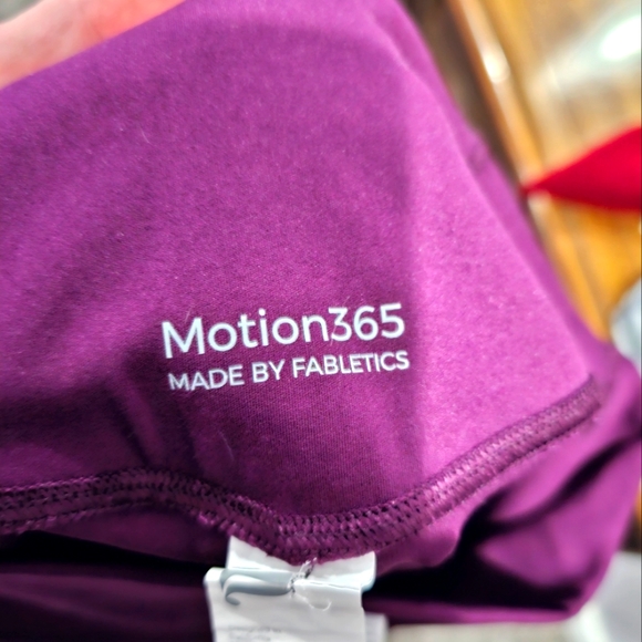 Fabletics Motion365 leggings - Picture 3 of 3